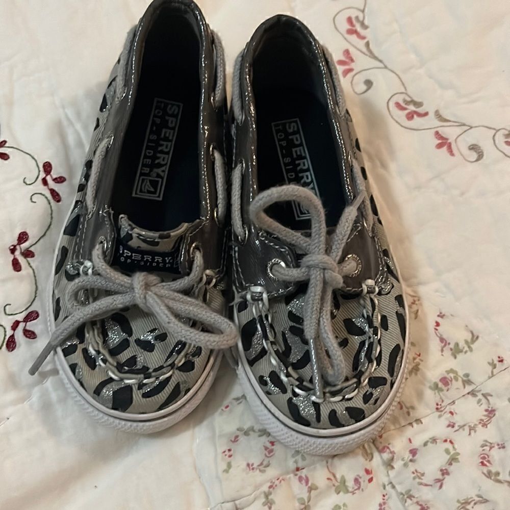 Sperry leopard  